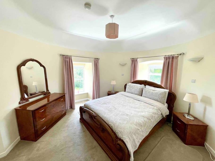 Beautiful Farmhouse An Hour'S Drive From Four Irish Cities Clonmel Buitenkant foto